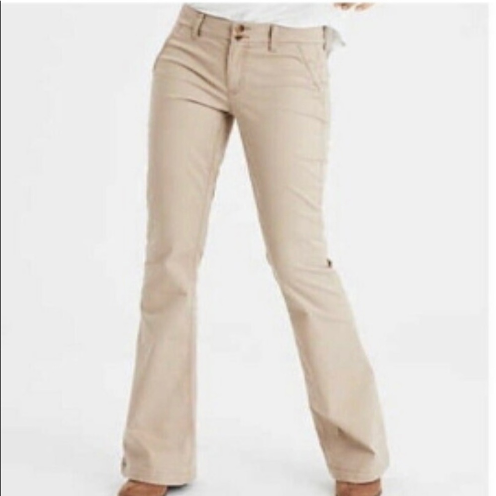 American Eagle Outfitters Artist Low Rise Flare Stretch Chino Pants.  NWT
